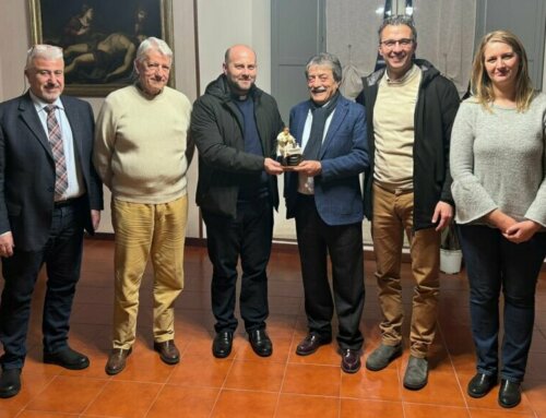 Confartigianato Imprese Rieti e Coldiretti consegnano ai Vescovi di Rieti e Poggio Mirteto la consueta statuina artigianale del presepe